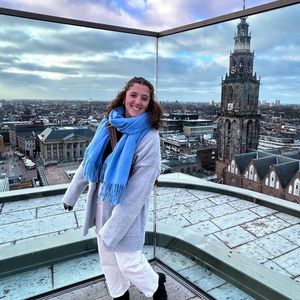 Meet your Posher, Christine